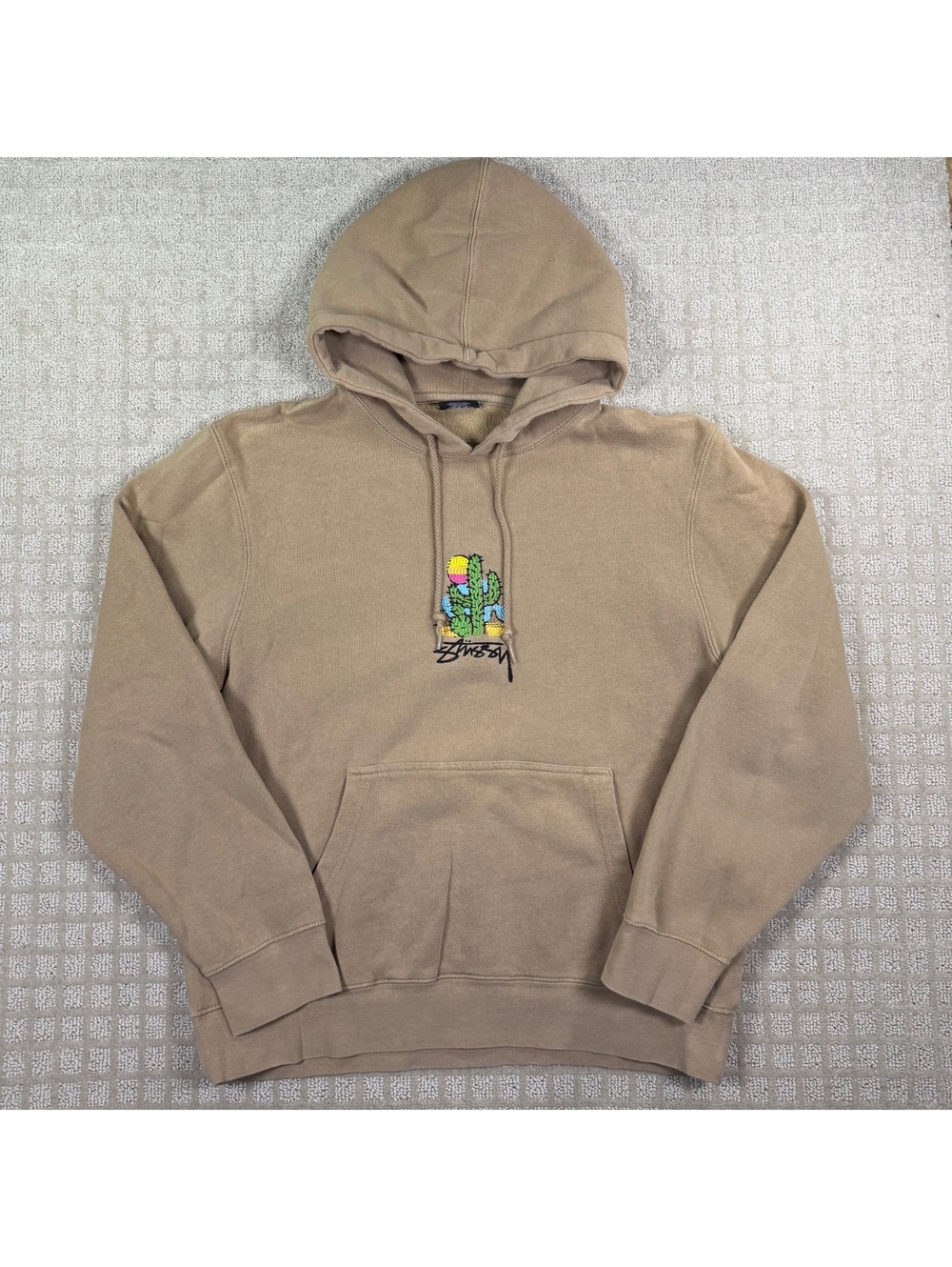 Stussy cactus logo pullover hoodie size M